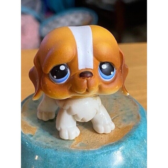 Littlest Pet Shop LPS Authentic #76 White Brown Saint Bernard Blue Eyes Hasbro - Picture 1 of 7